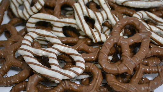 AEGEAN CHOC PRETZELS BAG